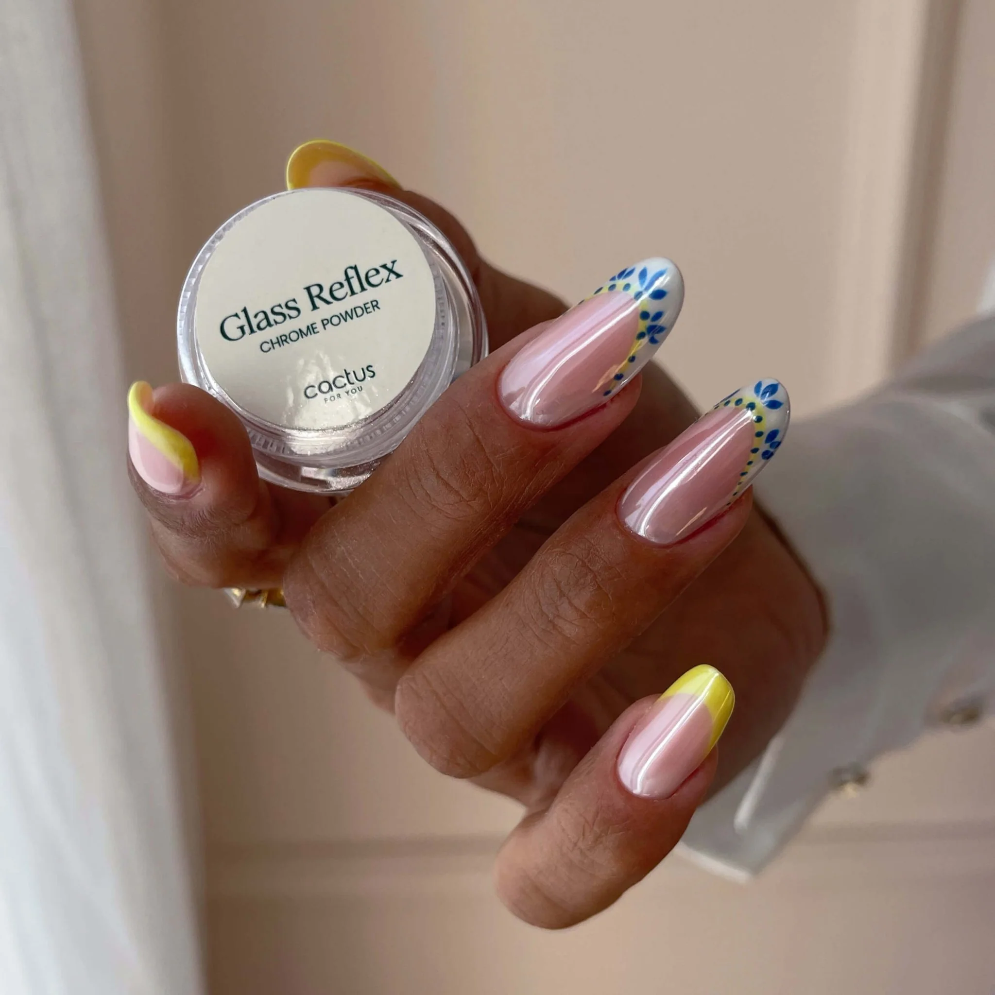 Chrome Powder Glass Reflex - Image 3